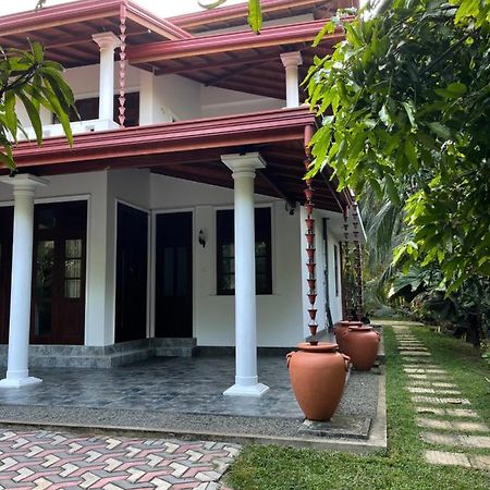 Kalpa Place Hiriketiya ディックウェラ エクステリア 写真